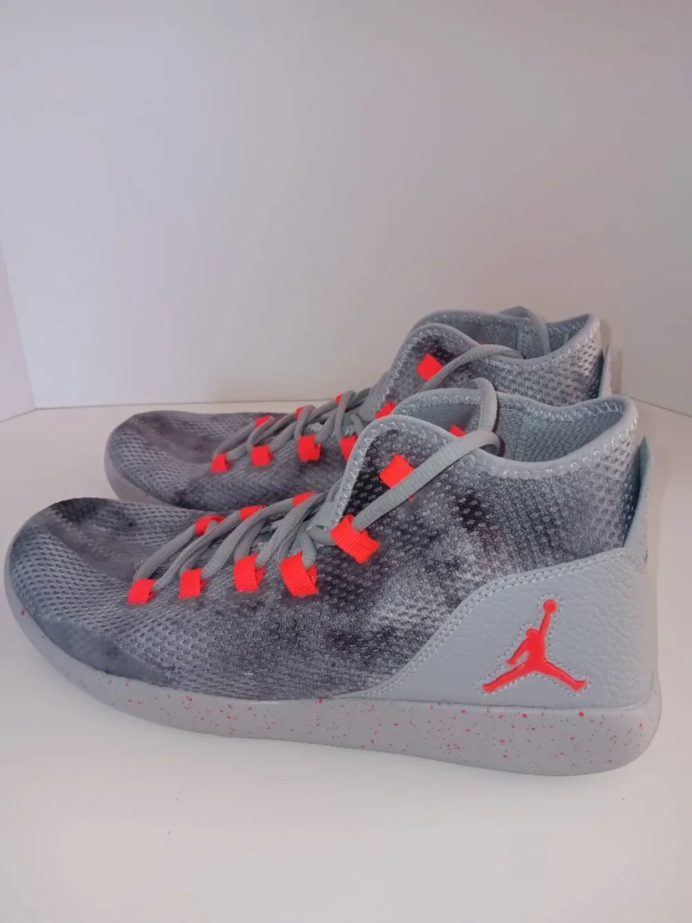 Jordan Reveal Premium Wolf Grey Infrared 23 Black 834229-015 Men's Size 11.5